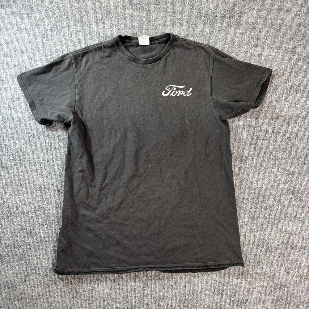 Ford Shirt Mens Medium Black Freedom Lives Here Truck Flag Graphic‎ Tee T-Shirt